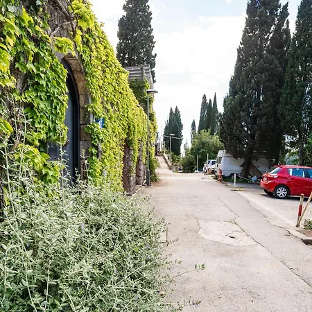 Apartment House Sveti Jakov 1 *